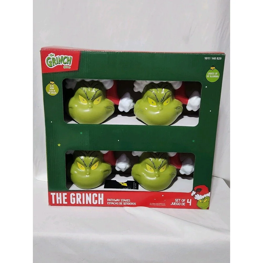 The Grinch Santa Hat Lighted Stakes Battery Operated Christmas - NEW